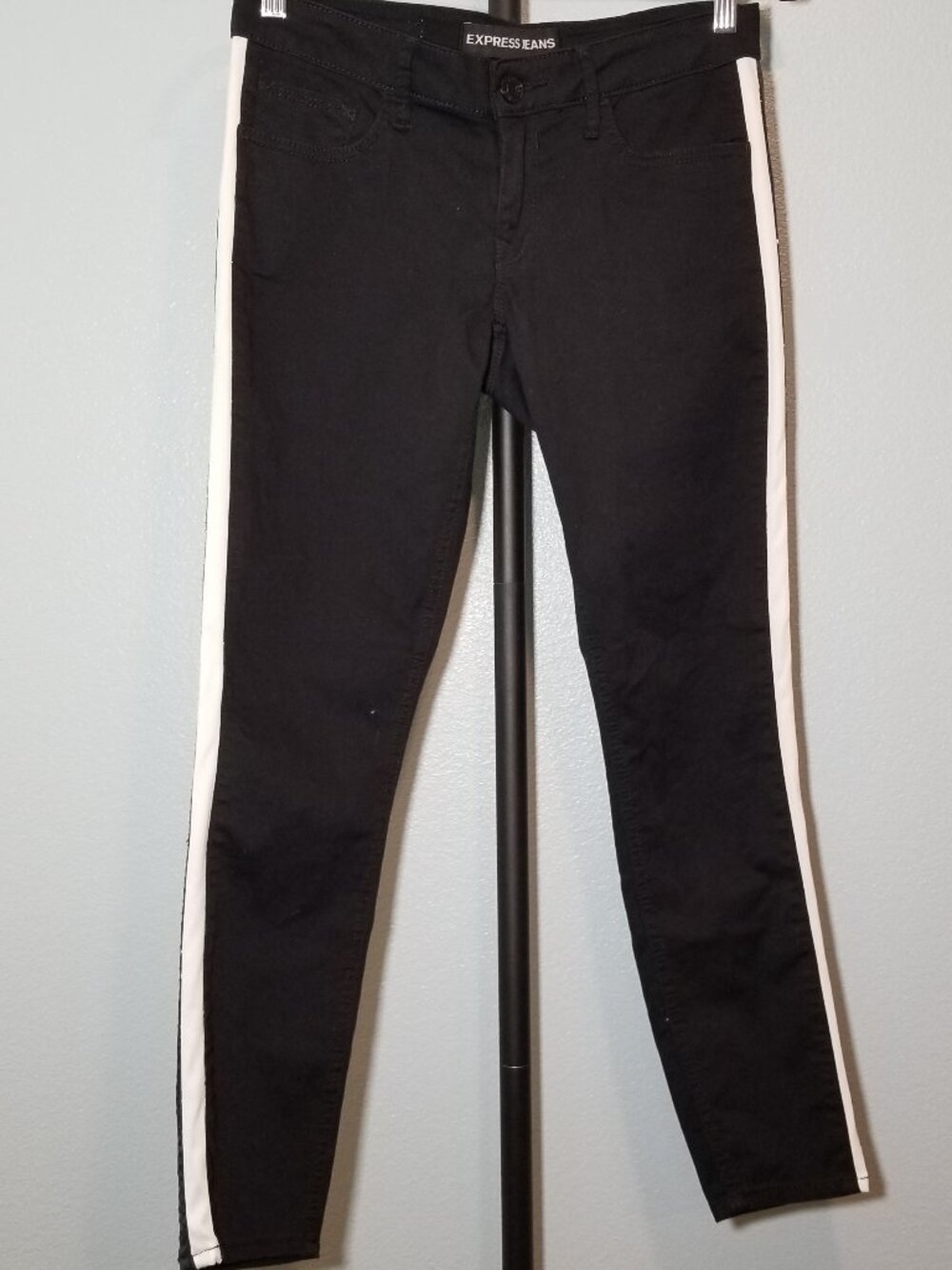 Express Jeans Sz 4 Black Legging Stella Low Rise Jean White & Black Mesh Stripe